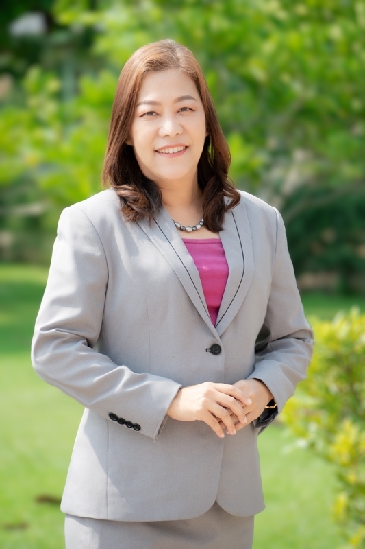 นางสาววิรุณา วรจินดา
